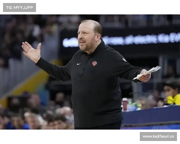 NBA新赛季教练着装规定 口罩必须戴外套随意 NBA新赛季教练着装规定 口罩必须戴外套随意